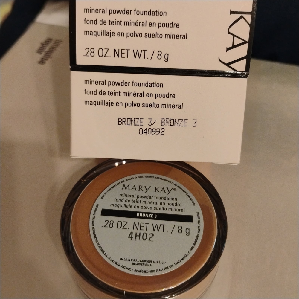 Mary Kay Mineral Powder Foundation - Bronze 3 #040992